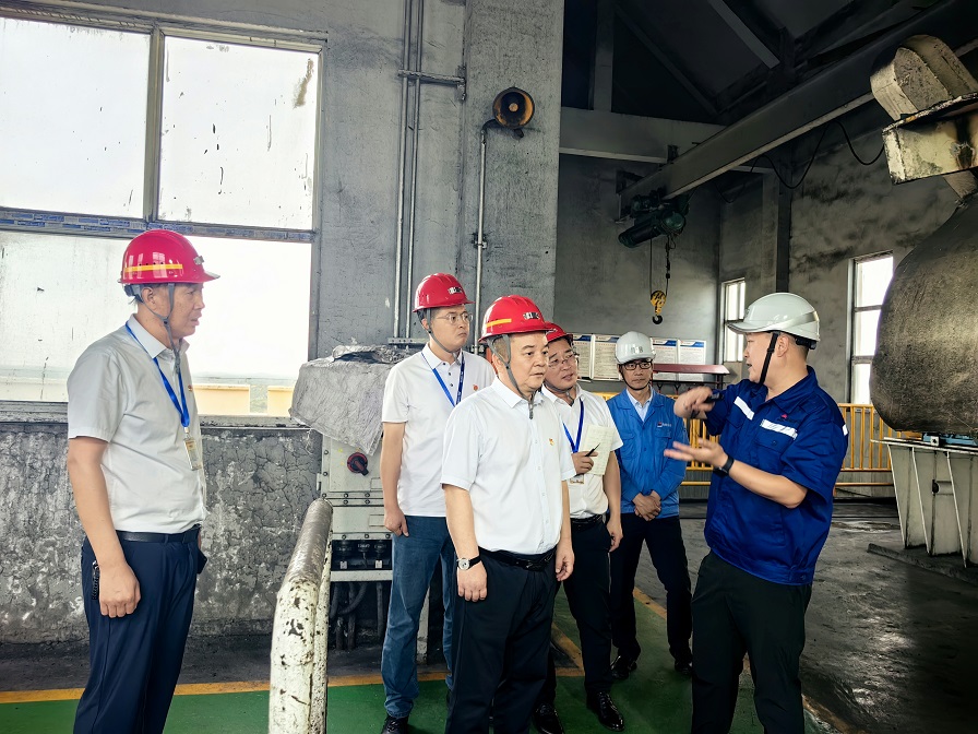 图（1） 走动式检查。。。。。超凡娱乐官网煤矿生产运营公司 万小波 提供.jpg