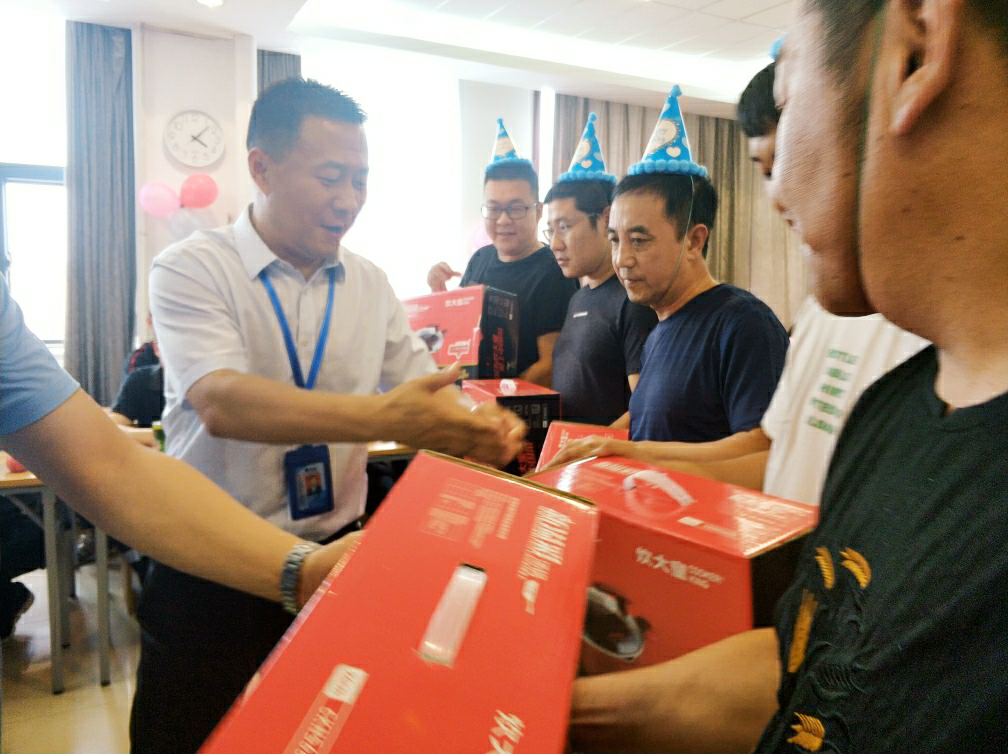 超凡娱乐-梦想照进现实,起劲成绩未来!