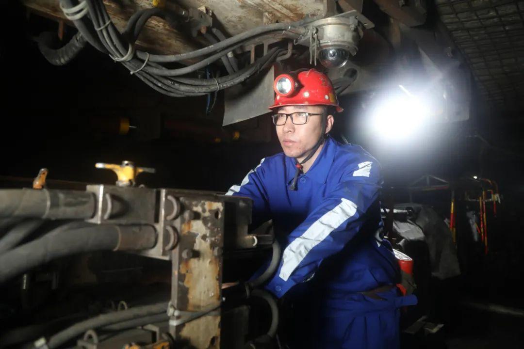 超凡娱乐-梦想照进现实,起劲成绩未来!