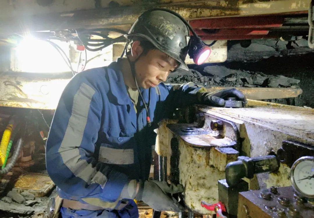 超凡娱乐-梦想照进现实,起劲成绩未来!